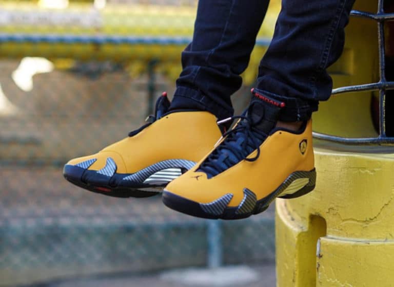 Jordan retro 14 noir et jaune hotsell