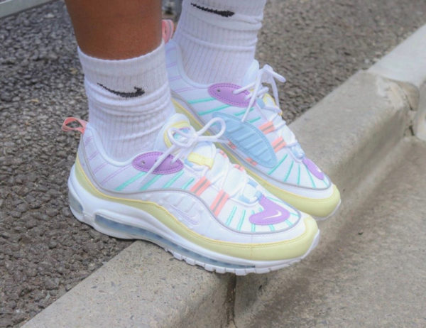 nike pastel 98 trainers