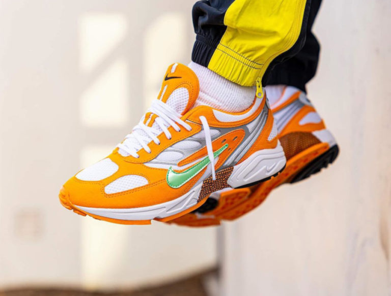 Nike Air Ghost Racer OG Orange Peel AT5410-800