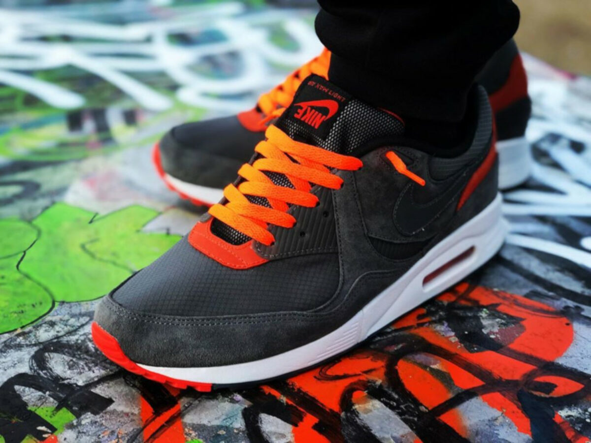 Air max light zero gravity hotsell