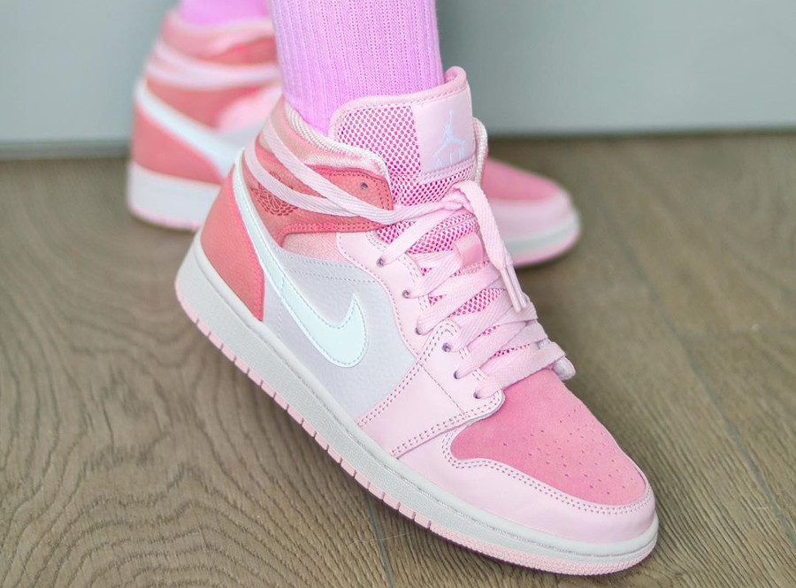 air jordan mid femme rose Up to 80% OFF Clearance Promotional Products