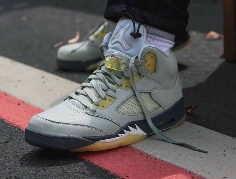 Air Jordan 5 AJ5 Retro Jade Horizon on feet DC7501-300