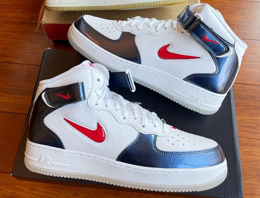 NIKE AIR FORCE 1 MID INDEPENDENCE DAY OG