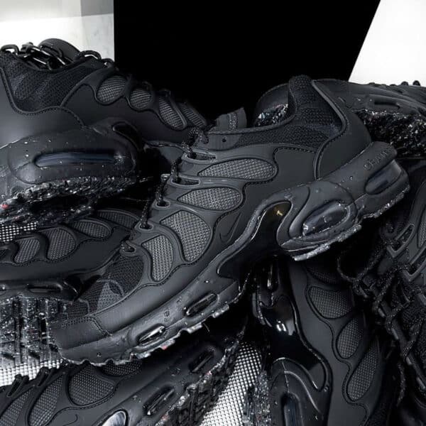 Nike Air Max Terrascape Plus Tn Triple Black Dq