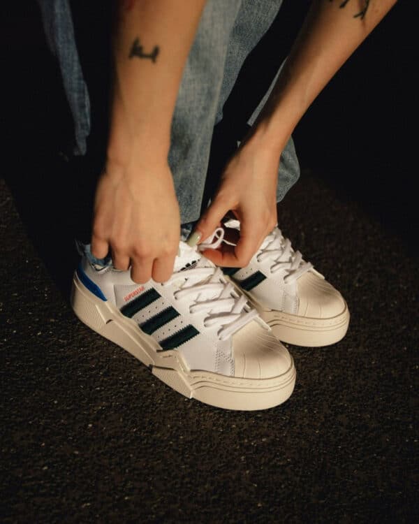 adidas superstar verte et blanche