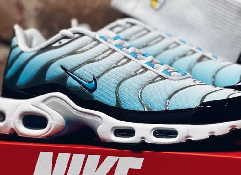 Nike Air Max Plus glace bleue baltique (couv)