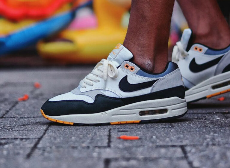 Nike Air Max 1 Athlelic Dept voile beige clair on feet (2)