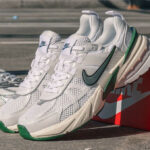 Nike V2K Run Runtekk White Green virgule verte 150x150