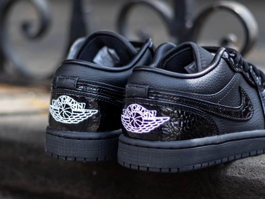 Air Jordan 1 Low en cuir verni noir imprimé crocodile (2)