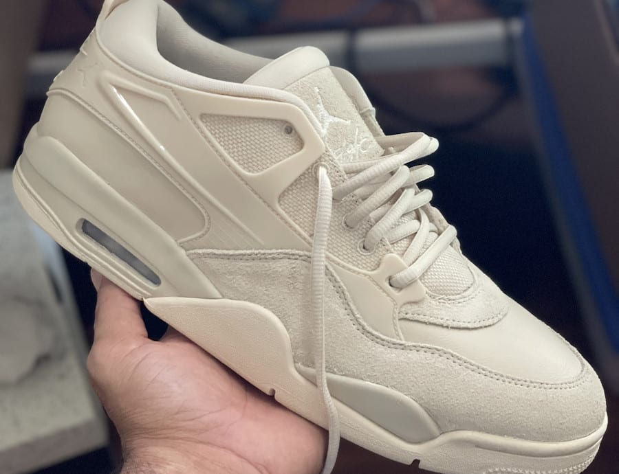 Air Jordan 4 RM Beige (couv)