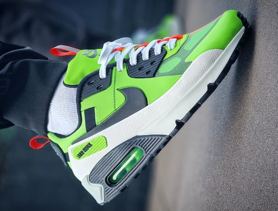 Nike Air Max 90 Drift (couv)