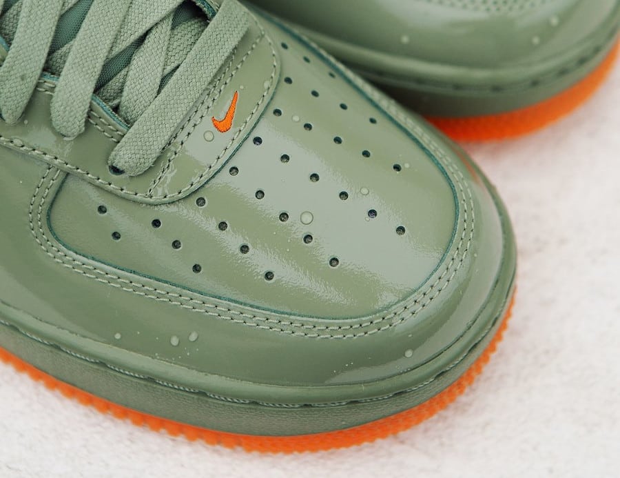 Nike Air Force 1 Low Oil Green Vernis Wet Putty 2.0 notre avis