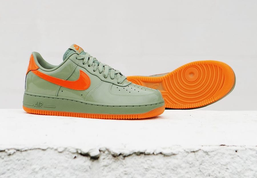 Chaussure Nike Air Force 1 Low vernis vert olive HJ9118-386 (2)