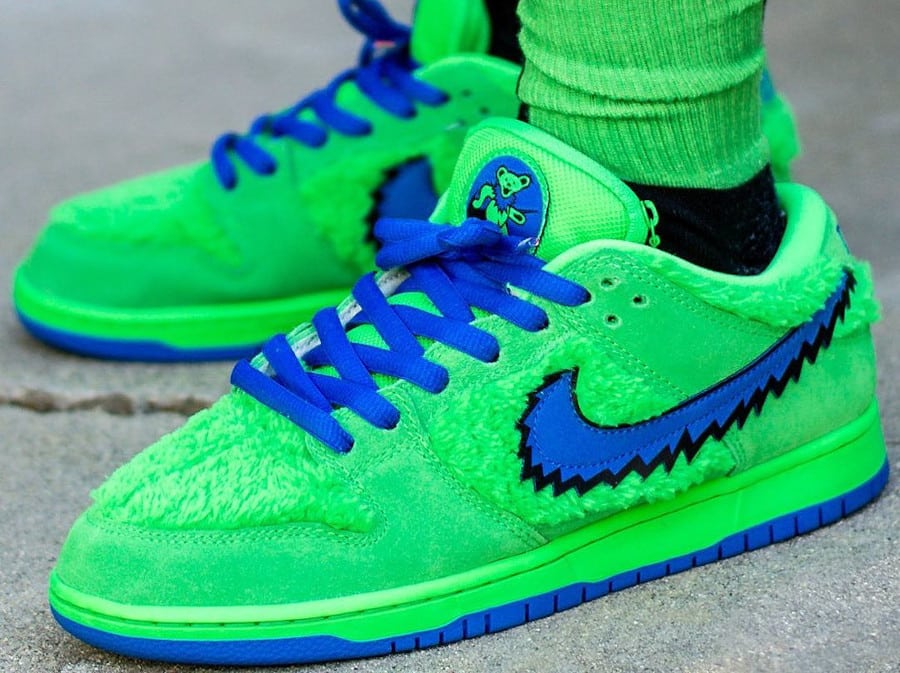 Grateful Dead Bears x Nike SB Dunk Low en fourrure Green