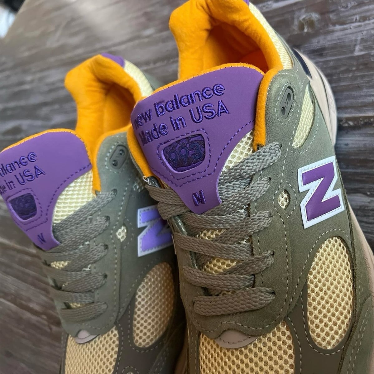 New Balance 993 vert kaki jaune violet pour homme U993OL (1)