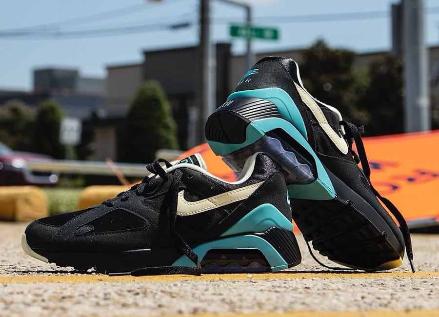 Nike Air Max 180 noire beige turquoise FJ9259-001 (1)