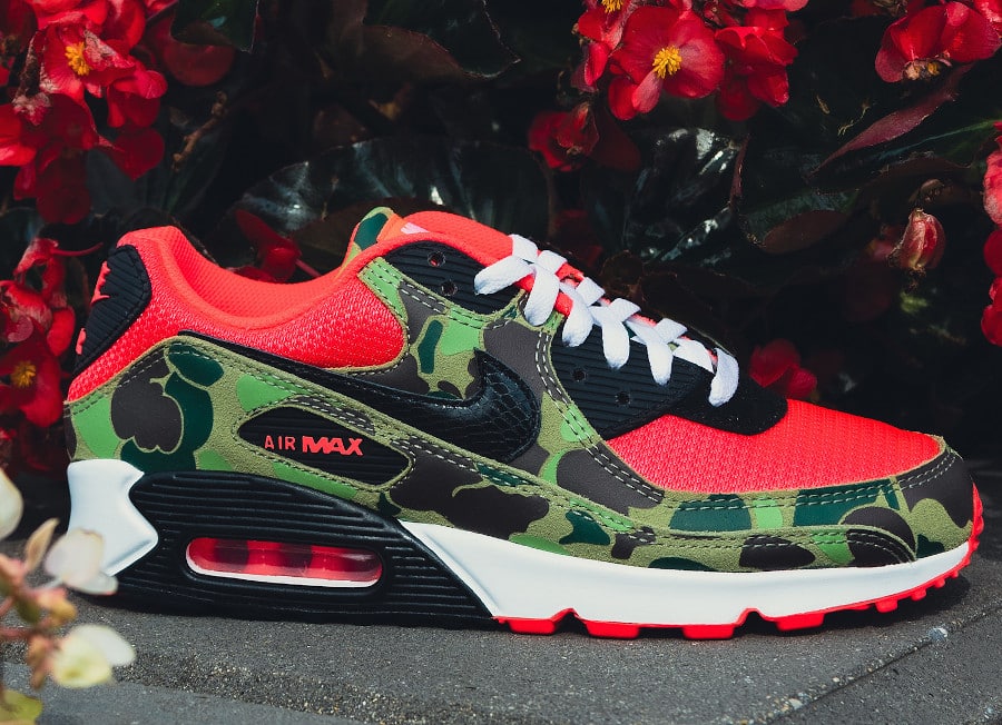 Nike Air Max 90 Dark Sage and Solar Red CW6024-600 (1)