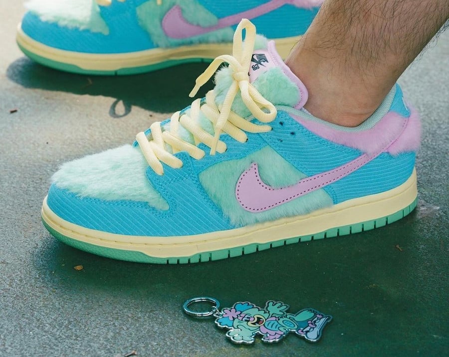 Nike SB Dunk Low Verdy Visty vert pastel rose bleu FN6040-400 (4)