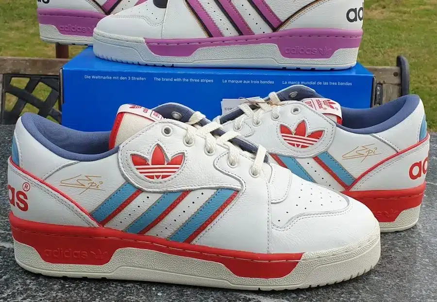 adidas Epi Pro Low Core White Preloved Blue Team Collegiate Red ID3966 (couv)