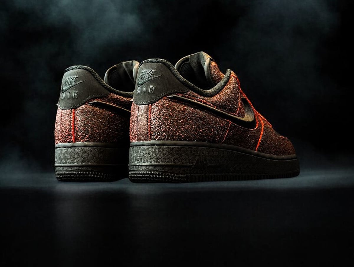 Nike Air Force 1 Low Halloween 2024 cuir craquelé HV2016-001 (1)