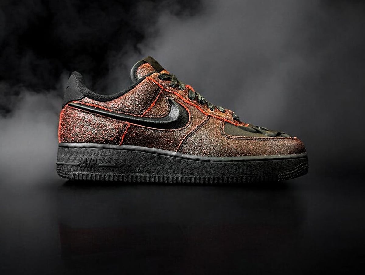 Nike Air Force 1 Low Halloween 2024 cuir craquelé HV2016-001 (3)