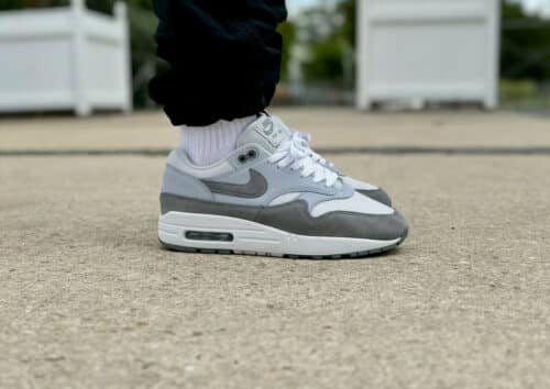 Nike Air Max 1 grise Wolf Grey 2024 HM9936-001 (2)