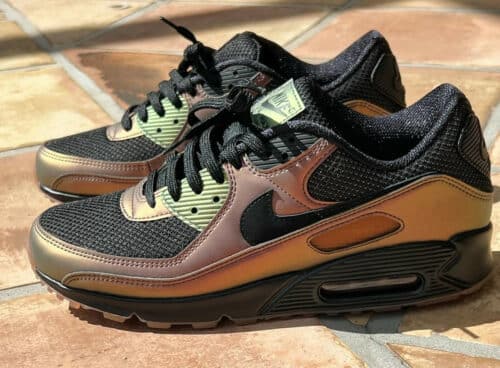 Nike Air Max 90 Black and Dark Russet iridescente scarabée HQ4042-001 (2)