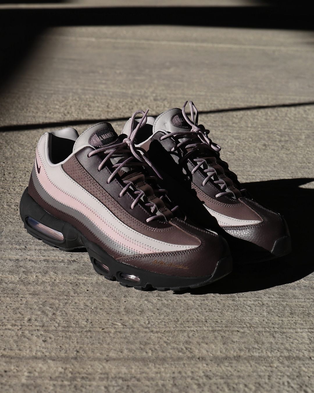 Nike Air Max 95 x A Ma Maniére W.Y.W.S FZ8743-200 (1)