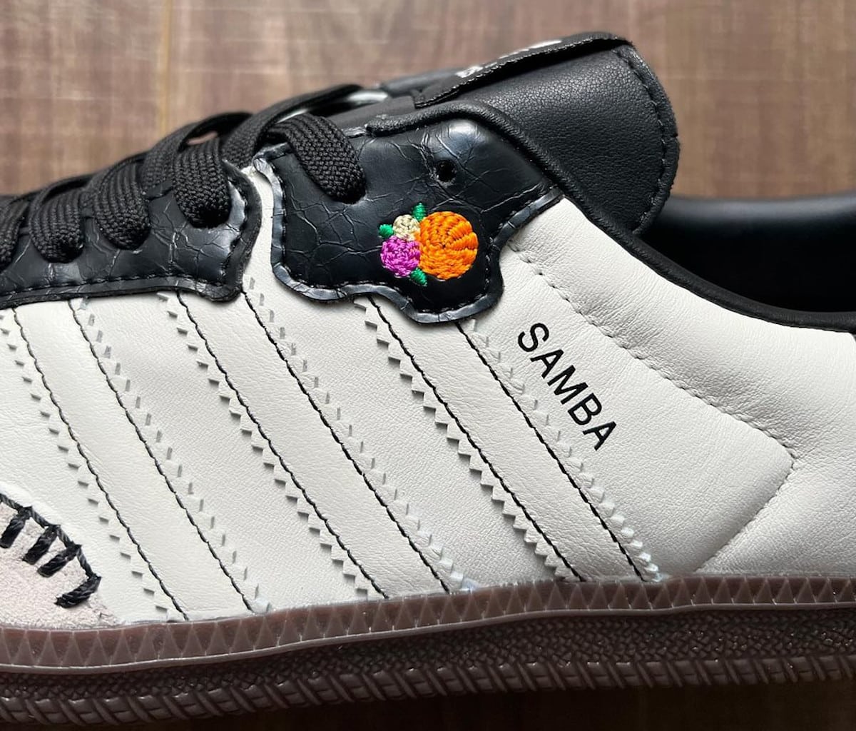 adidas Samba OG Dia de Muertos crânes et tetes de mort JI3931 (3)