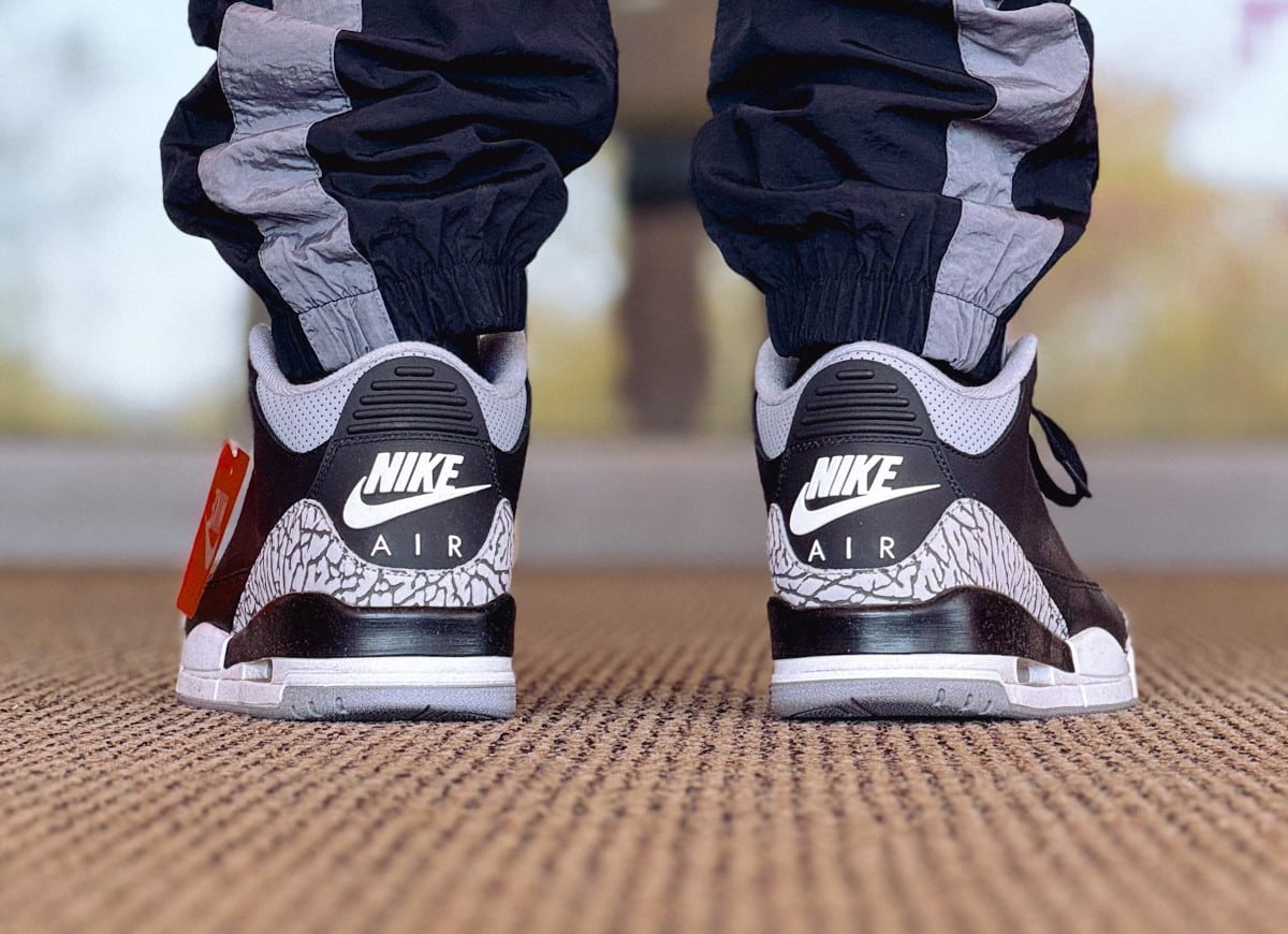 Air Jordan 3 OG Black Cement 2024 on feet DN3707-010 (1)