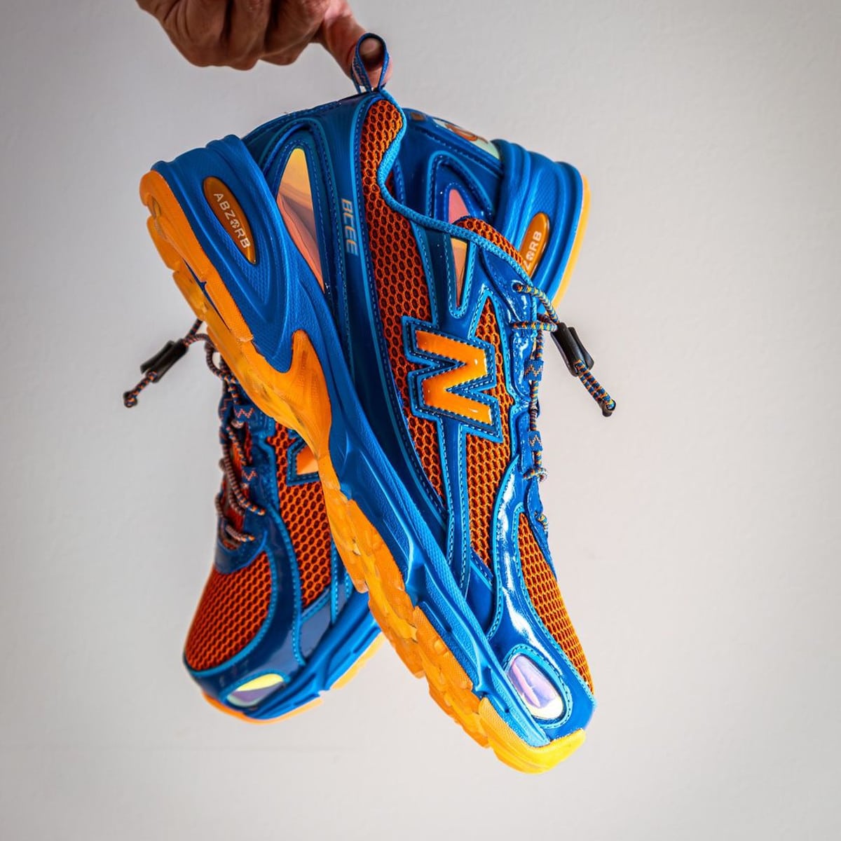 New Balance 740 orange et bleue U740CB2 (3)