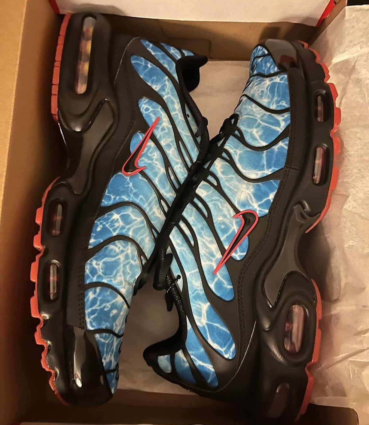 Nike Air Max Plus Black Baltic Blue imprimé océan HQ3824-001 (4)