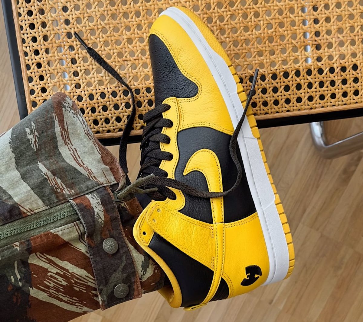 Nike Dunk High Wu Tang Clan on feet HJ4320-001 (2)