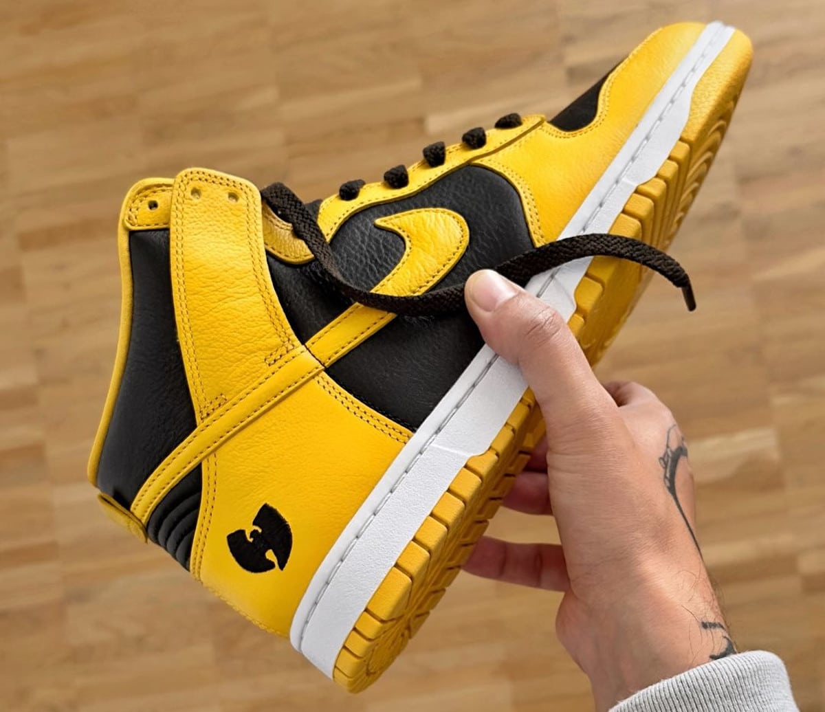 Nike Dunk High Wu Tang noir et jaune HJ4320-001 (5)