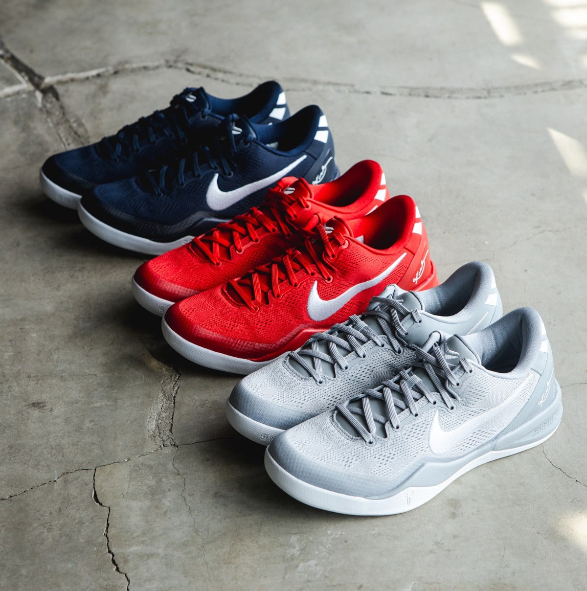 Nike Kobe 8 rouge et blanche HF9550-600 (1)