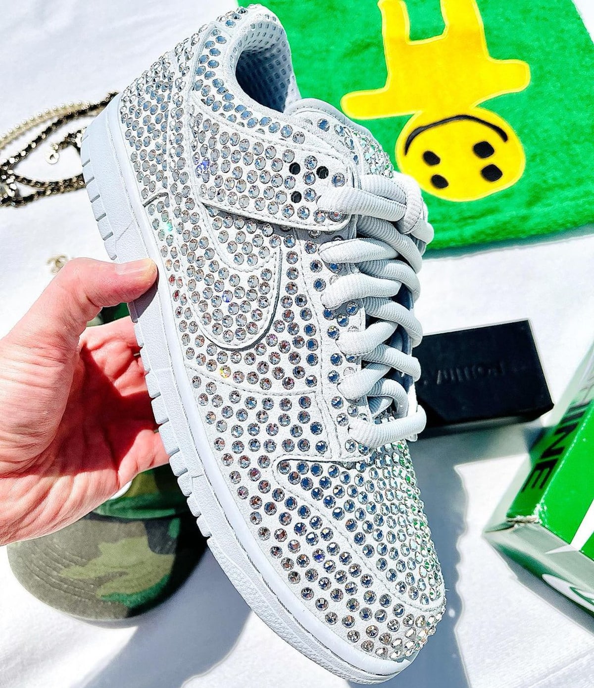 Cactus Plant Flea Market x Nike Dunk Low Swarovski @cabezadetenis