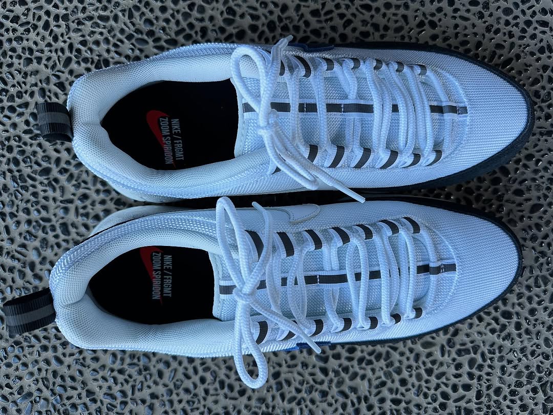 FRGMT Zoom Spiridon blanche et bleue HF5455-100 (5)