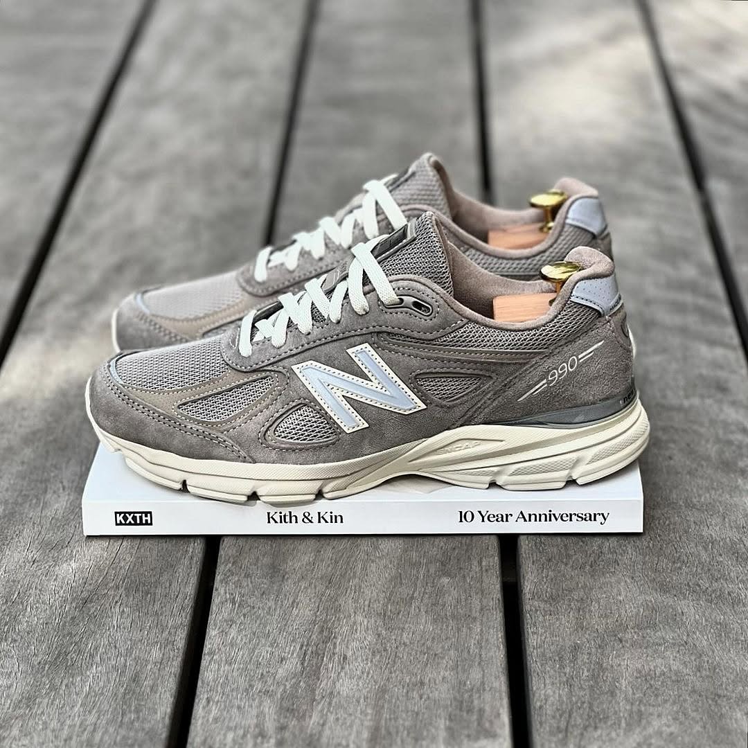 Kith x New Balance 990v4 Moonrock @sebcharpentier