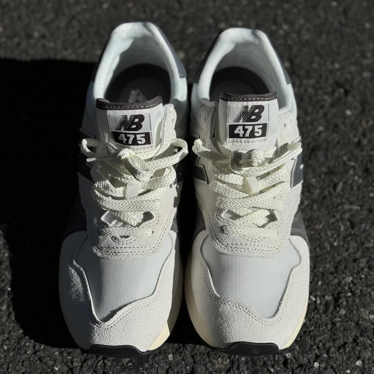 New Balance 475 blanc cassé blanche et grise M475VTA (4)