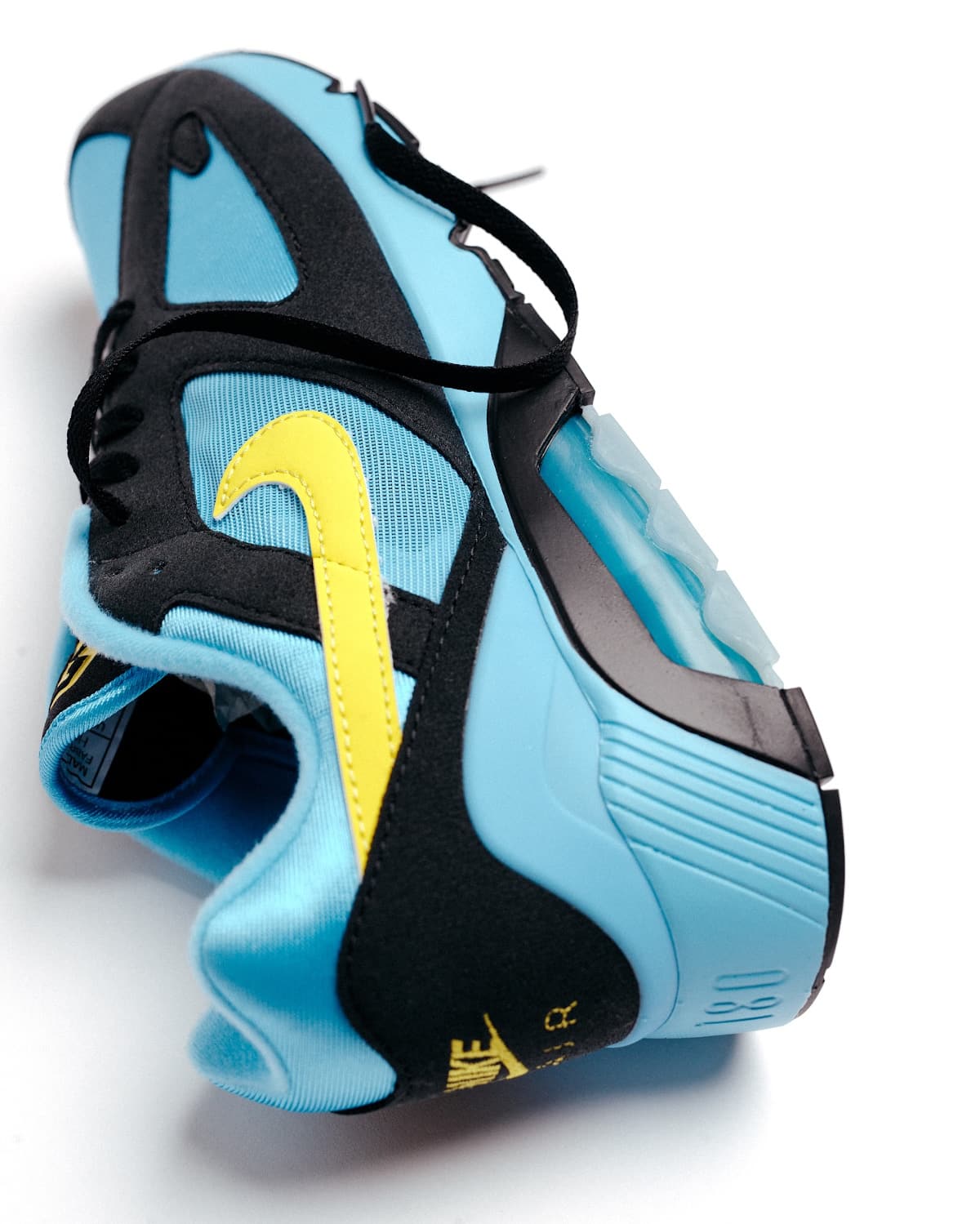 Nike Air 180 noire bleue et jaune HQ4043-400 (3)