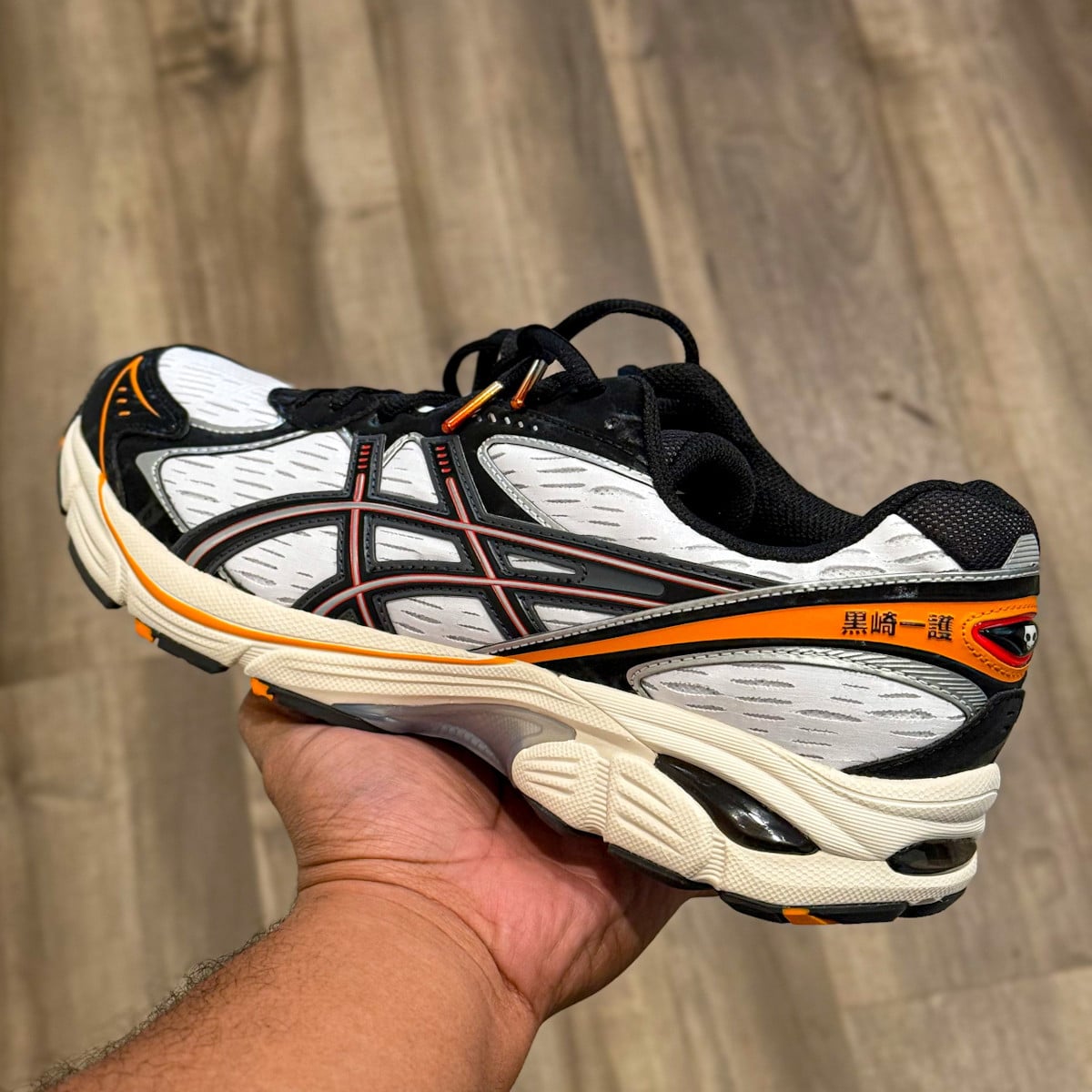 Asics GT 2160 Ichigo Kurosaki tenue de shinigami 1203A722-100