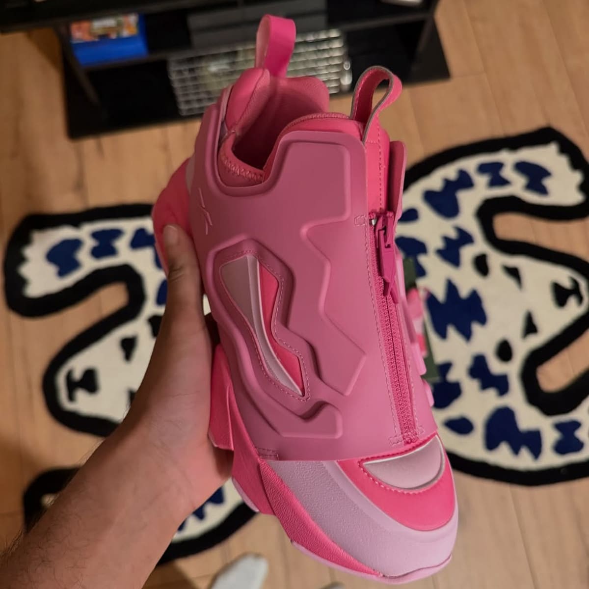 HP x FP x Reebok Instapump Fury Pink rose F&F (1)