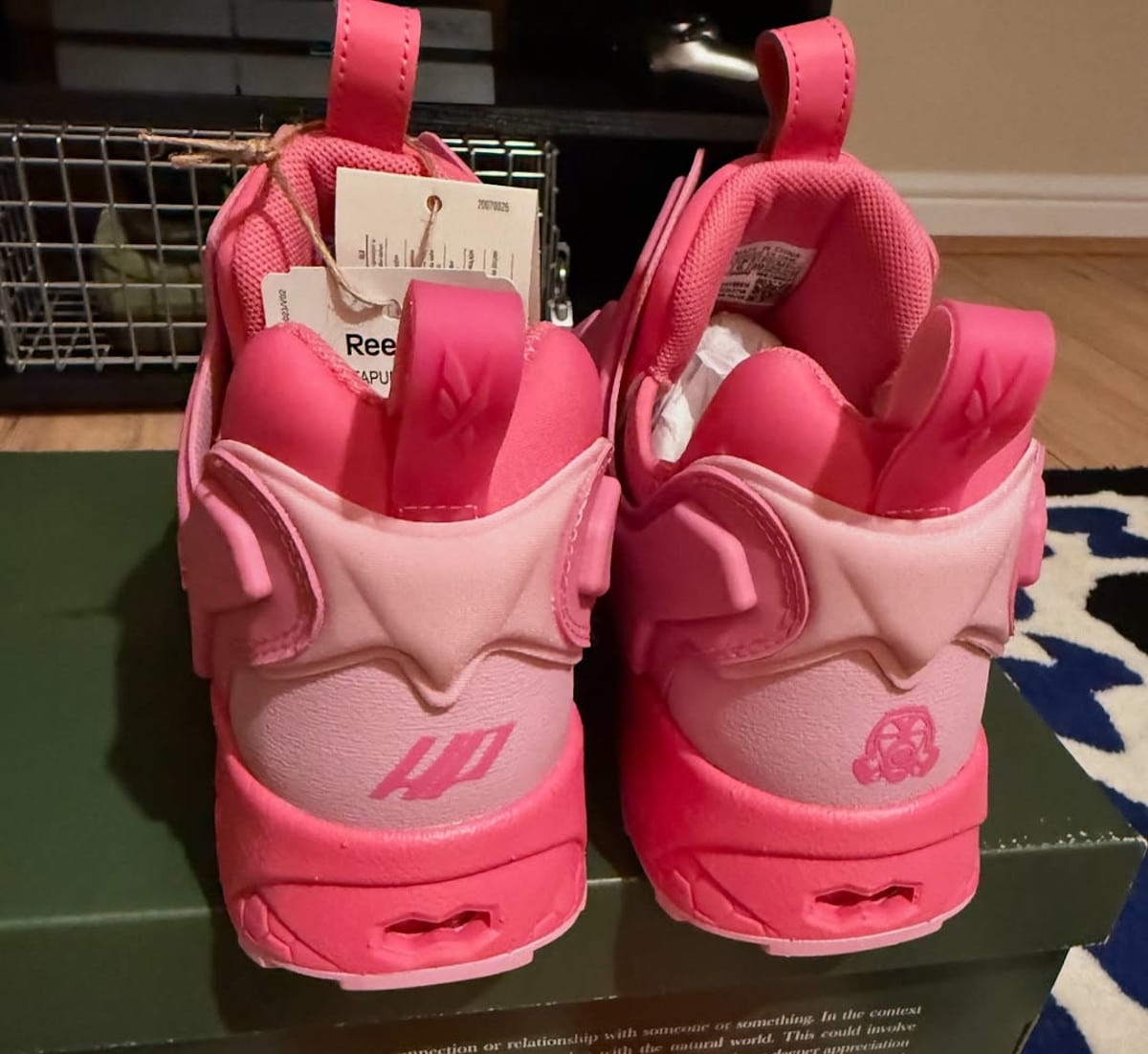 HP x FP x Reebok Instapump Fury Pink rose F&F (4)