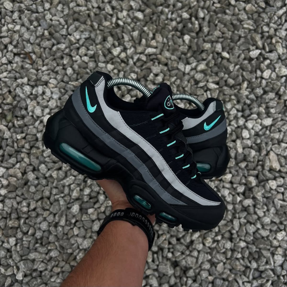 Nike Air Max 95 Jade Jewel dégradé gris noir swoosh vert turquoise HV6062-001 (3)