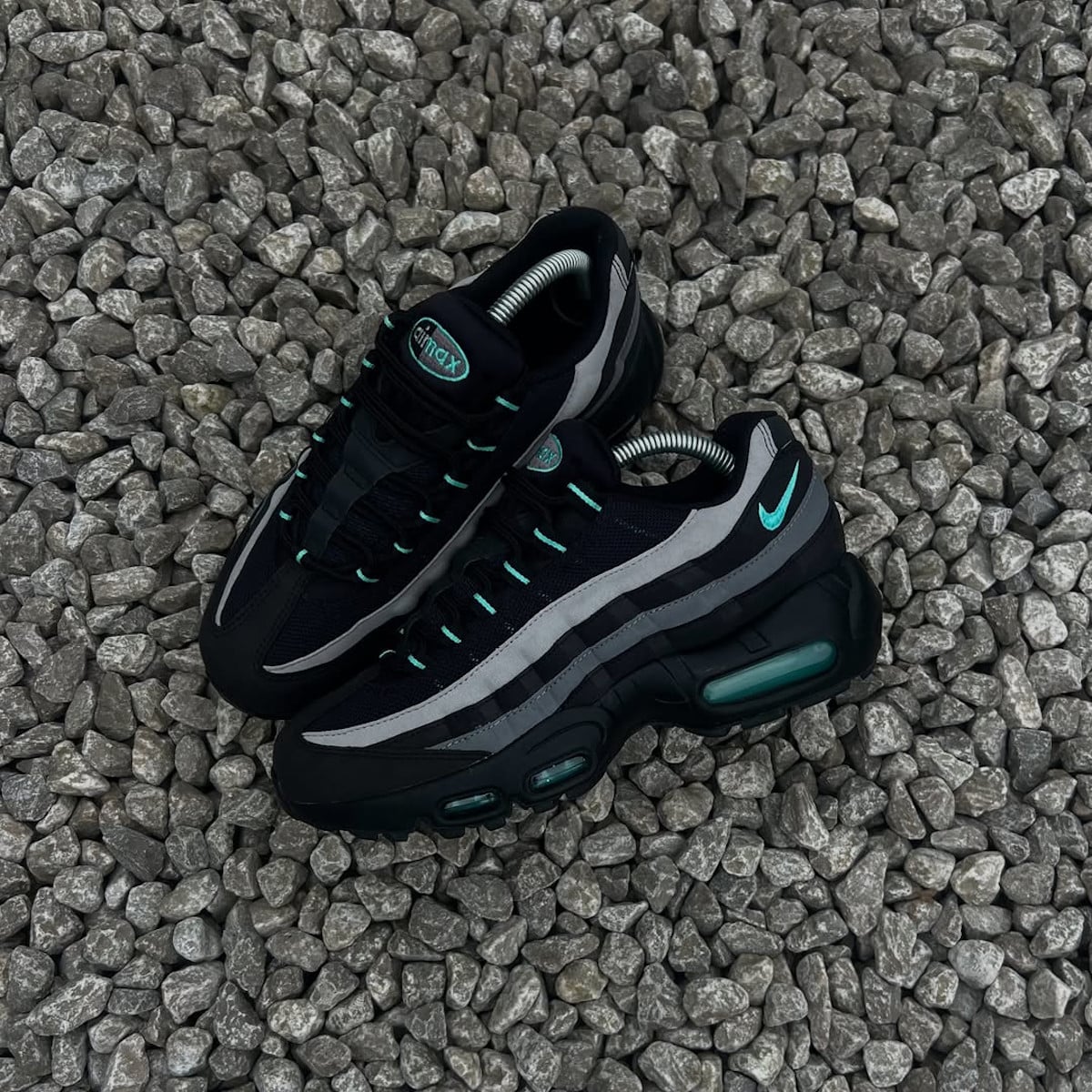 Nike Air Max 95 Jade Jewel dégradé gris noir swoosh vert turquoise HV6062-001 (4)