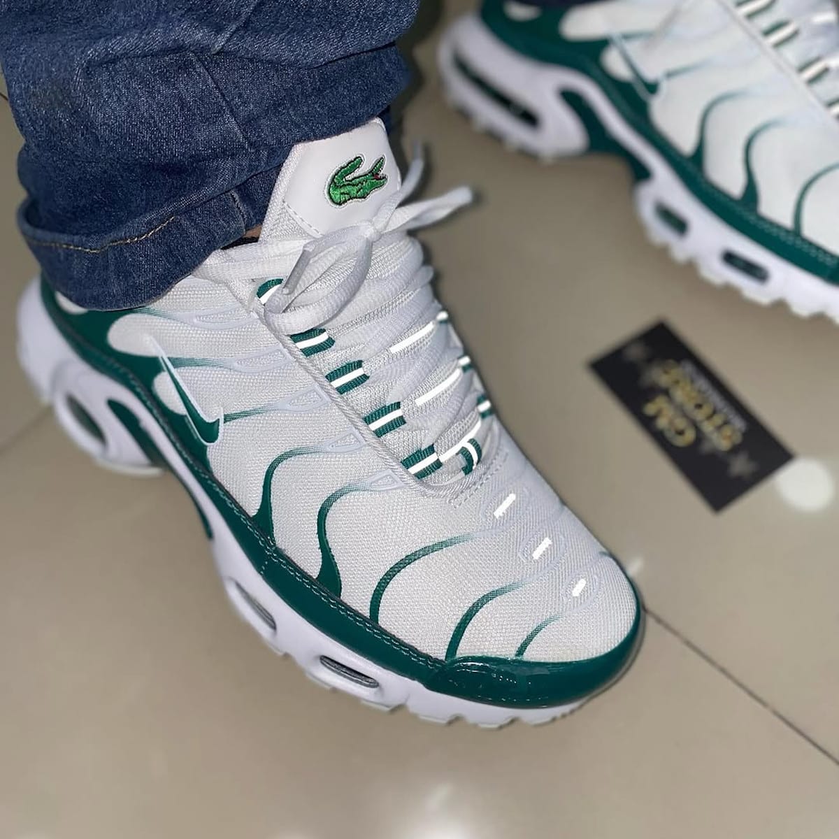 Nike Air Max Plus Lacoste on feet (4)