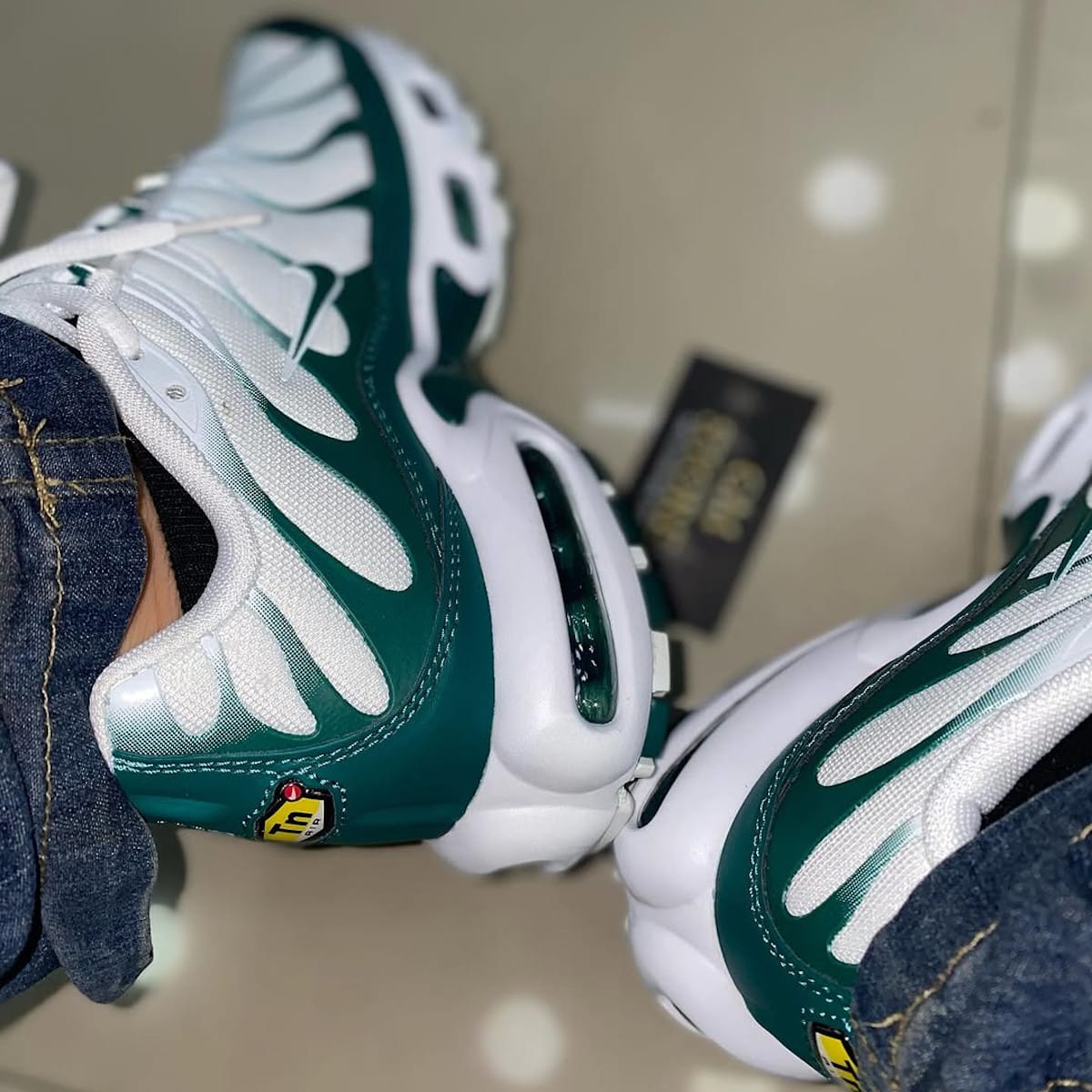 Nike Air Max Plus Lacoste on feet (5)