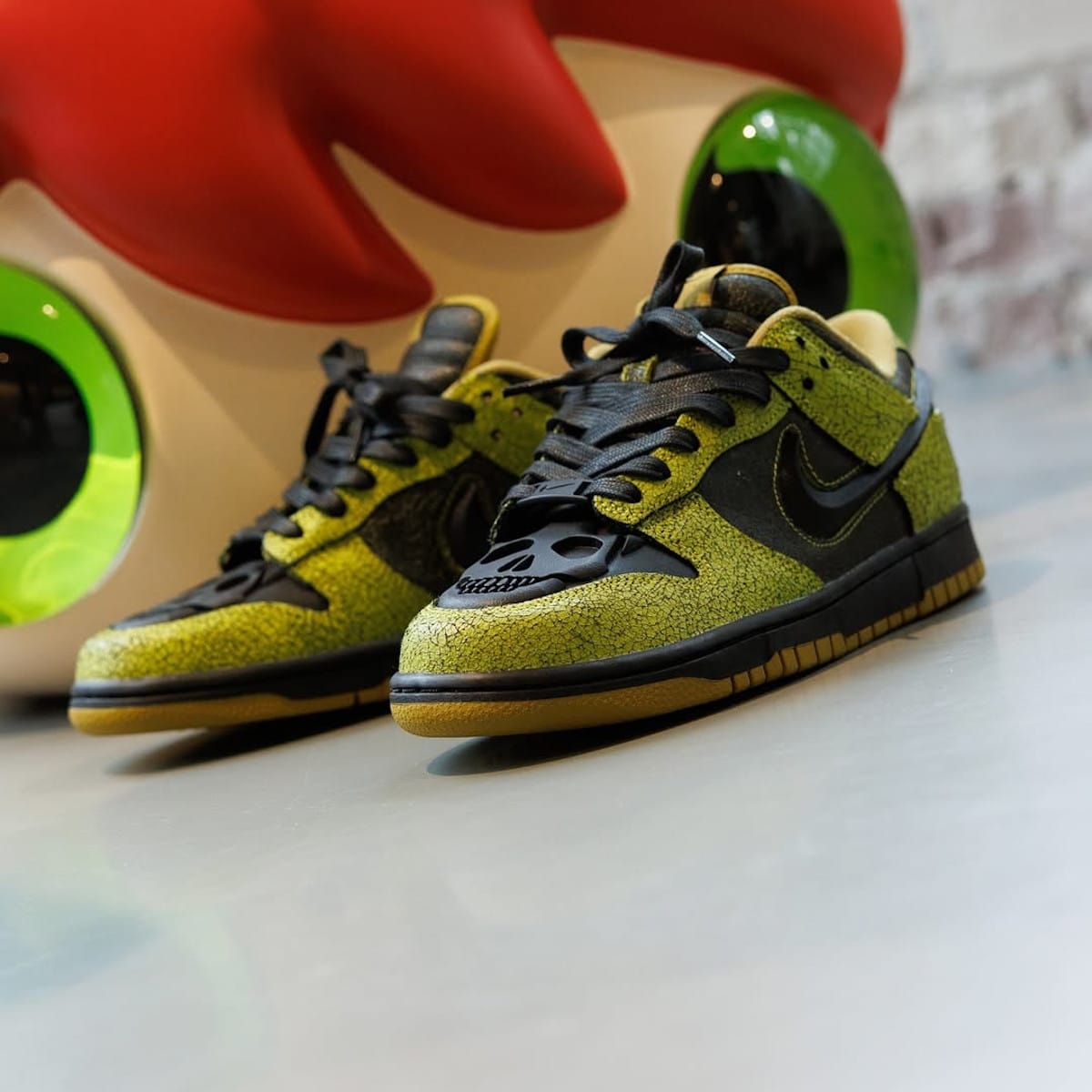 Nike Dunk Low Halloween Skull crane moulé HV6103-300 (2)