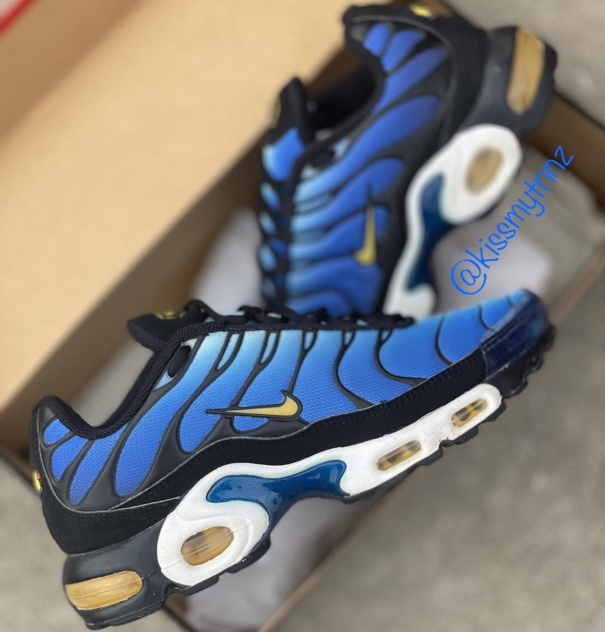 Nike Tuned 1 Hyper Blue 1998 104147 471 00 (2)