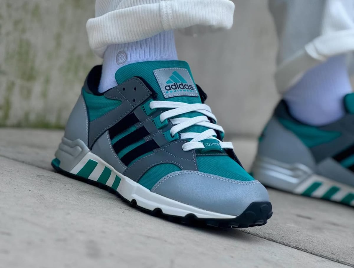 adidas EQT Cushion 93 Green Matte Silver on feet IH0973 (couv)